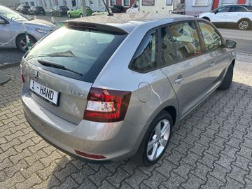 Fahrzeugabbildung SKODA Rapid Spaceback Cool Edition 1-HAND KLIMA PDC