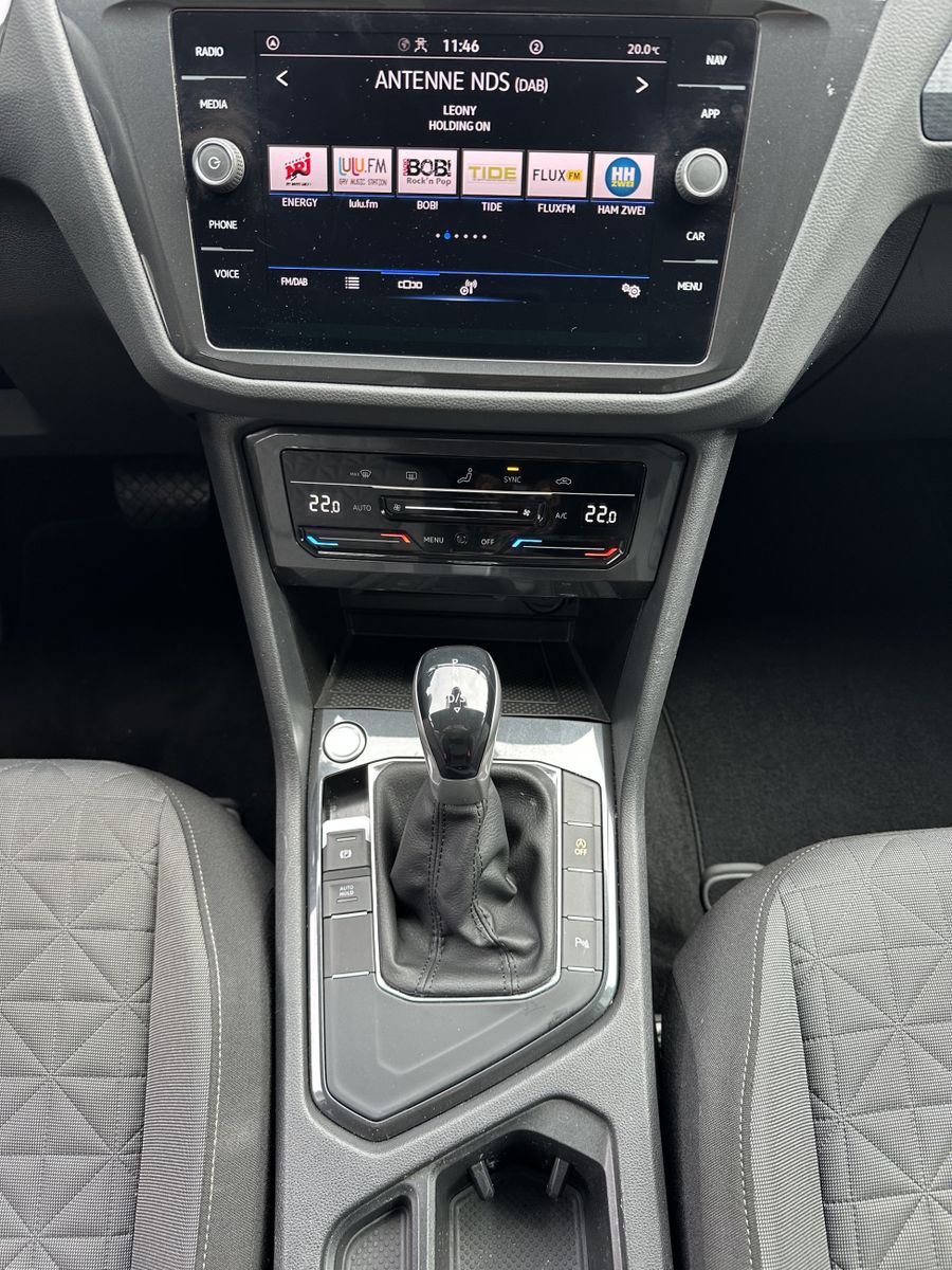 Fahrzeugabbildung Volkswagen Tiguan 1.5 TSI DSG Life LED+ACC+KAMERA+KEYLESSGO