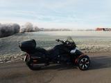 Can-Am Spyder F3 T - Can-Am Quad
