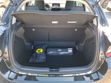 Toyota Yaris - 11