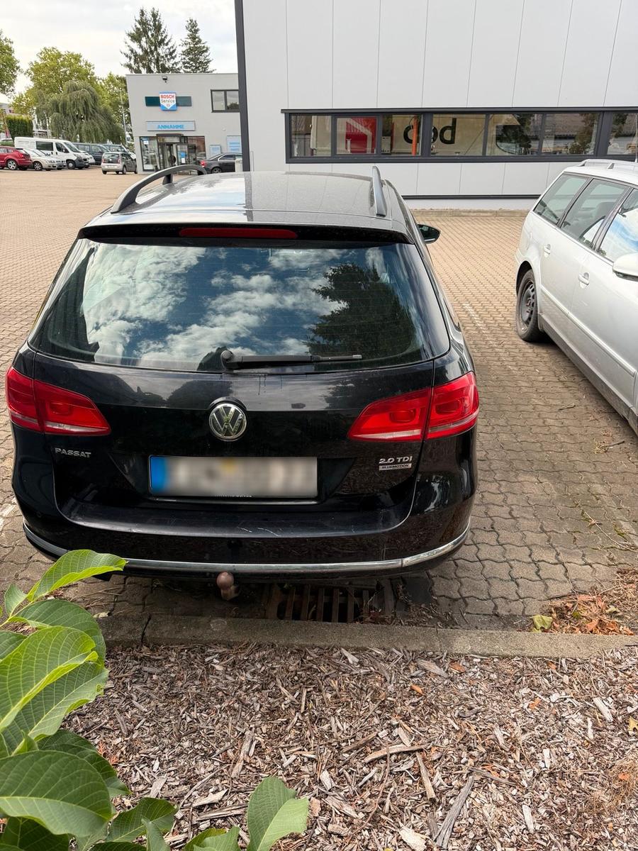 Volkswagen Passat 2014 — двигун 140 HP (103kW)