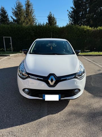 Renault Clio 1.2 - NEOPATENATI - NAV. - 12 MESI 