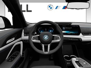 2026 BMW IX2 照片 8