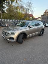 Volkswagen Touareg 3.0 V6 TDI 210kW 4MOTION Tiptronic - - Volkswagen Touareg: 4.2