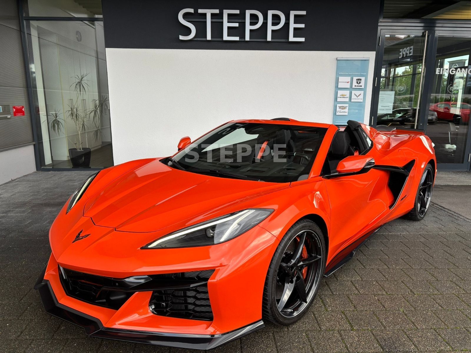 Corvette C8 E-Ray 3LZ Convertible EU-Mod Herst.Garantie