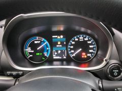 Fahrzeugabbildung Mitsubishi Eclipse Cross Plug-in Hybrid PLUS+SELECT+STANDH.