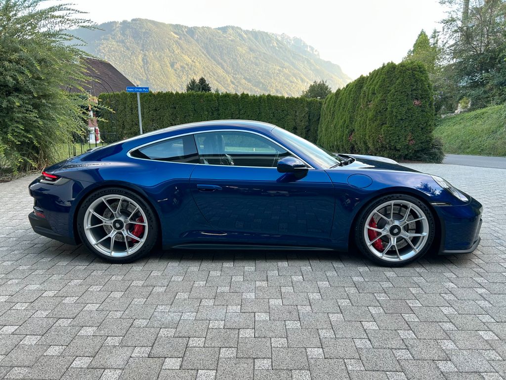 Image of Porsche 992