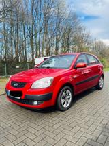 Kia Rio 1.6 Kleinwagen - gebrauchte Kia Rio aus dem Jahr 2005