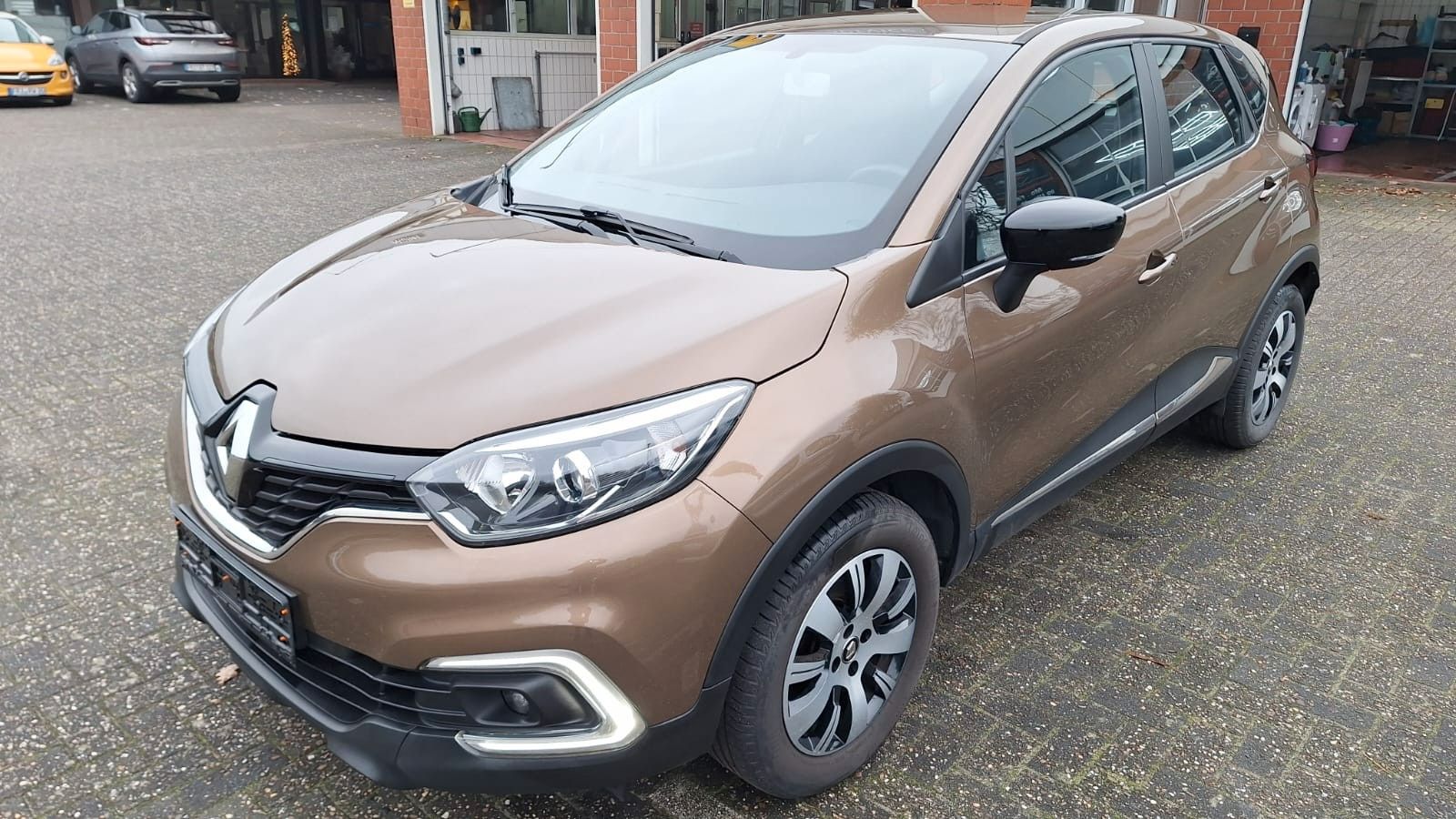 RENAULT Captur