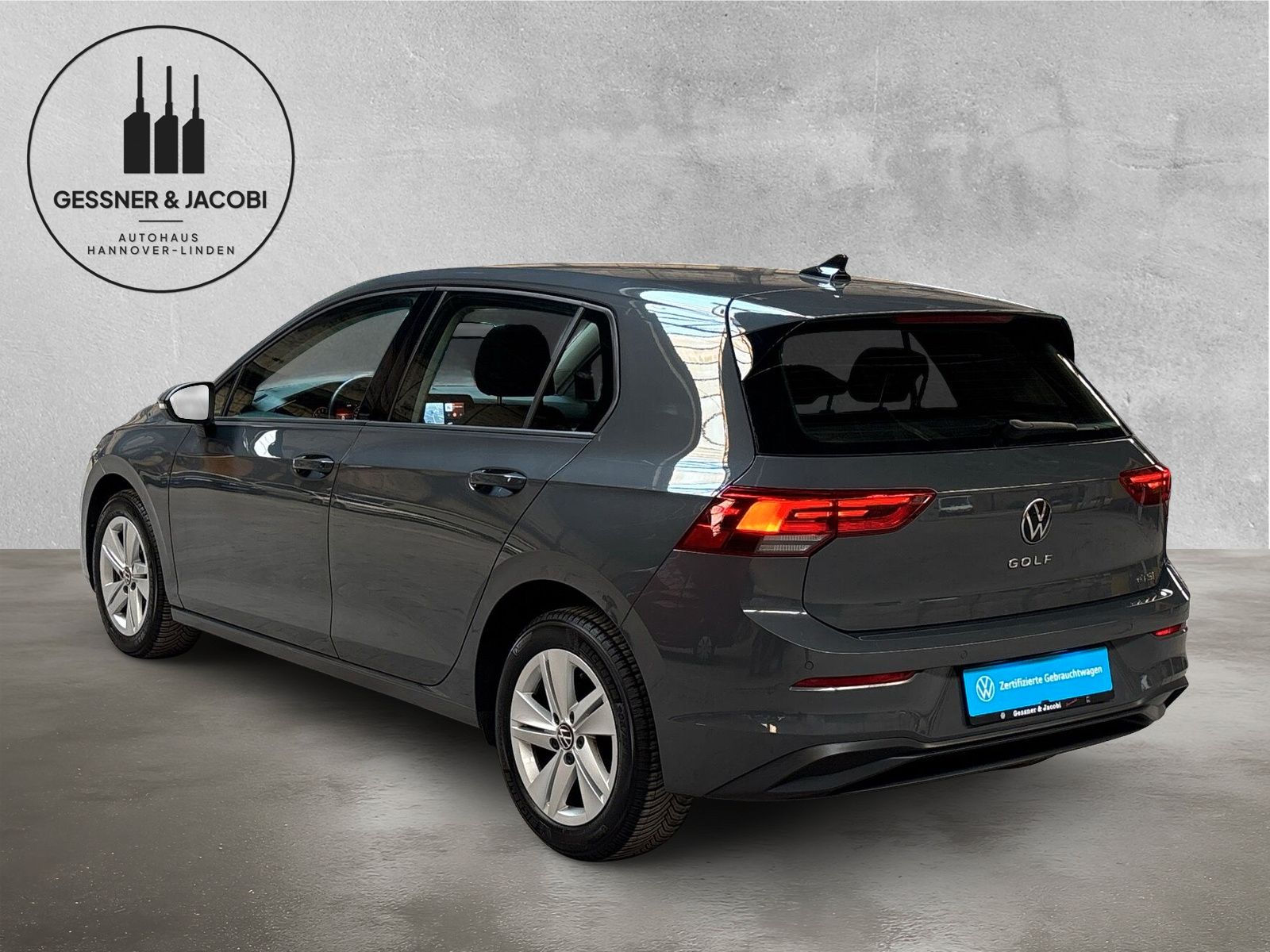 Fahrzeugabbildung Volkswagen Golf 1.0 eTSI Life ACC SHZ AppConnect