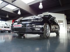 VW Golf Variant 2.0 TDI Highline/DSG/LED/Navi/Pano