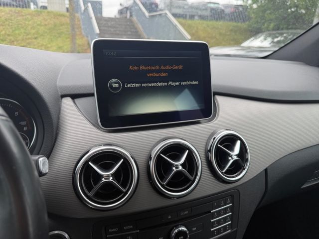 B 180 Style CDI Navi Leder SHZ Parklenkass.