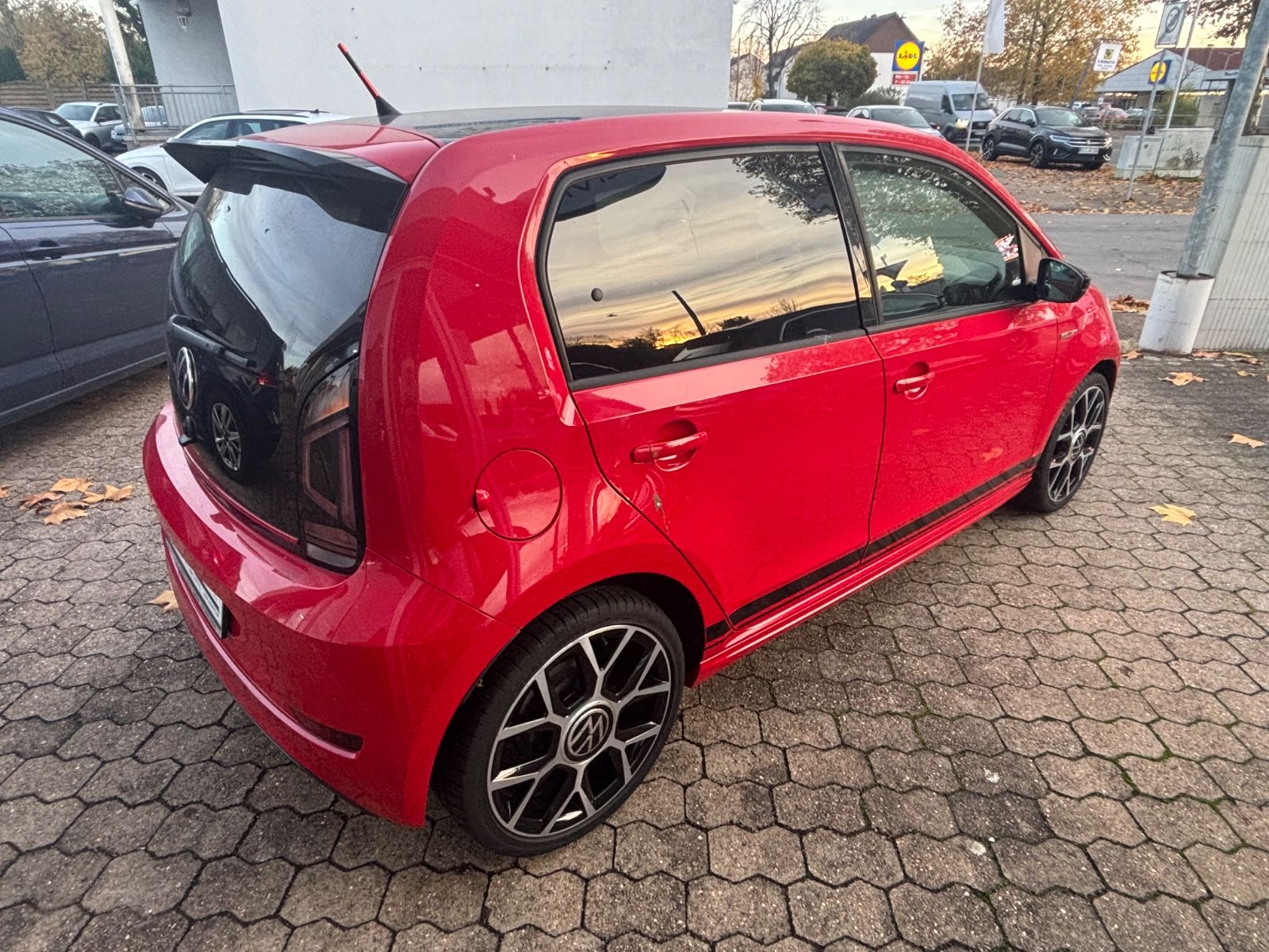 Fahrzeugabbildung Volkswagen up! GTI KAM SHZ