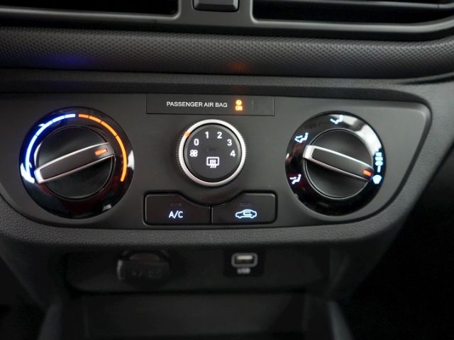 i10 TREND+SITZHEIZUNG+LENKRADHEIZUNG+PARKPILOT H