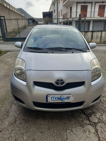 Toyota Yaris 1.0 5 porte