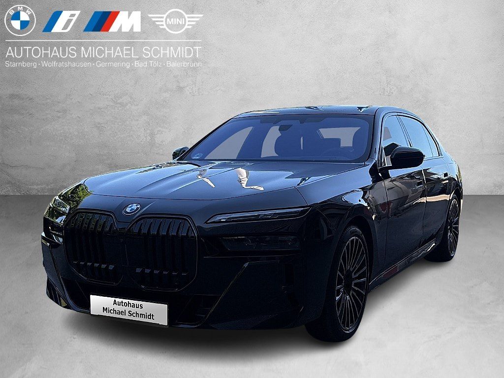 Image of BMW 740
