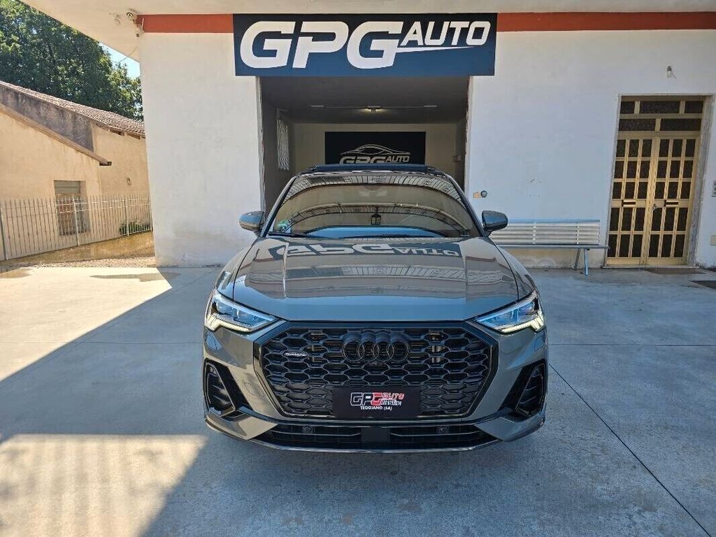 Image of Audi Q3