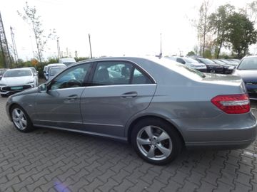Mercedes E 200 - 7