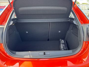 Bild 8 Opel Corsa Corsa-e Basis LED Apple CarPlay Android Auto Kli
