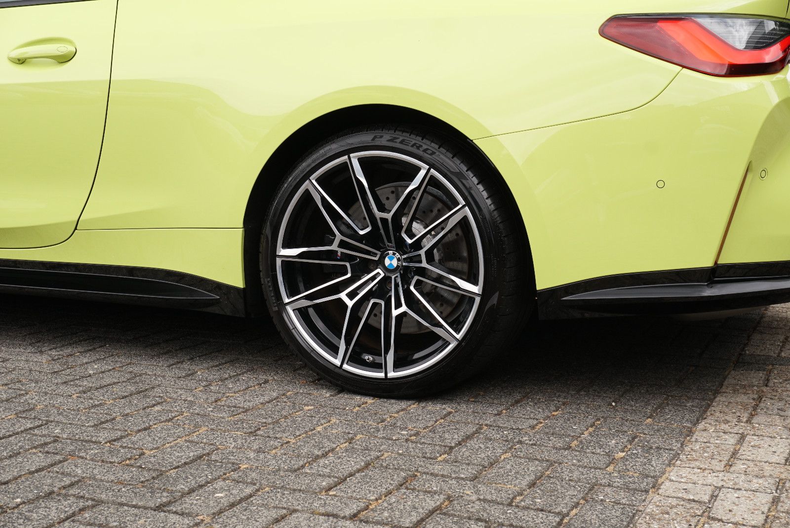 BMW M4 Competition Driver´s Carbon PerfSitze RFK HUD foto 23