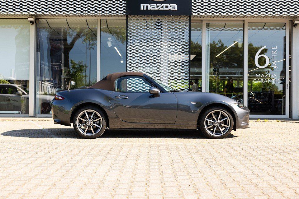 Fahrzeugabbildung Mazda MX-5 2.0i 184PS KAZARI