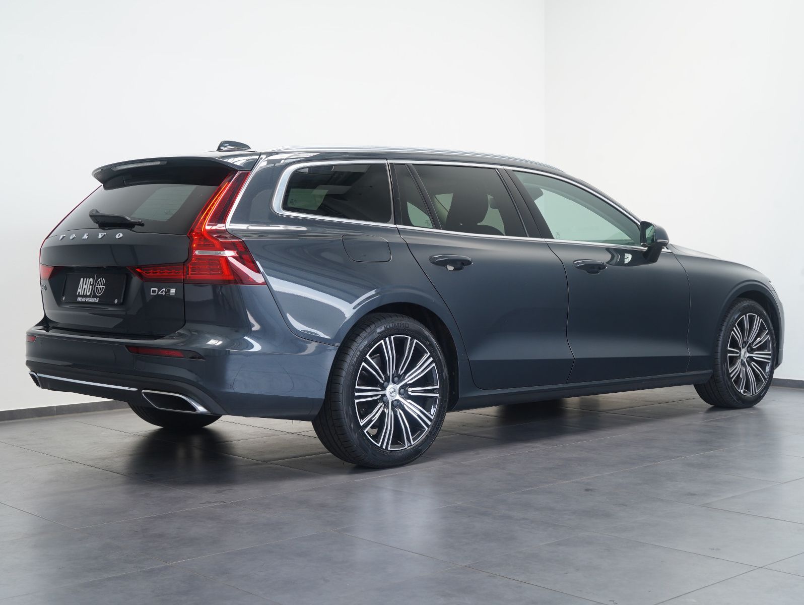 Fahrzeugabbildung Volvo V60 D4 AWD Inscription BLIS/INTELLISAFE/PANORAMA