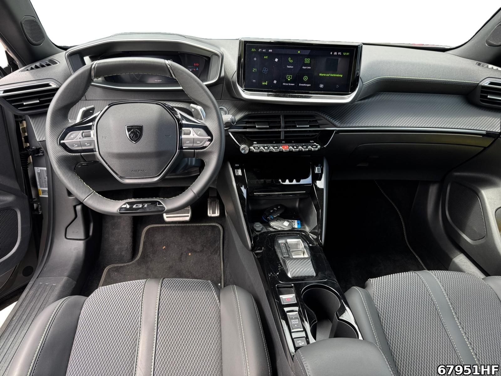 Fahrzeugabbildung Peugeot 2008 1.2 PureTech 130, GT