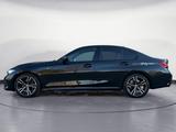BMW 320d xDrive M Sport Navi Klima Leder PDC Kamera  - BMW 320: Schwarz
