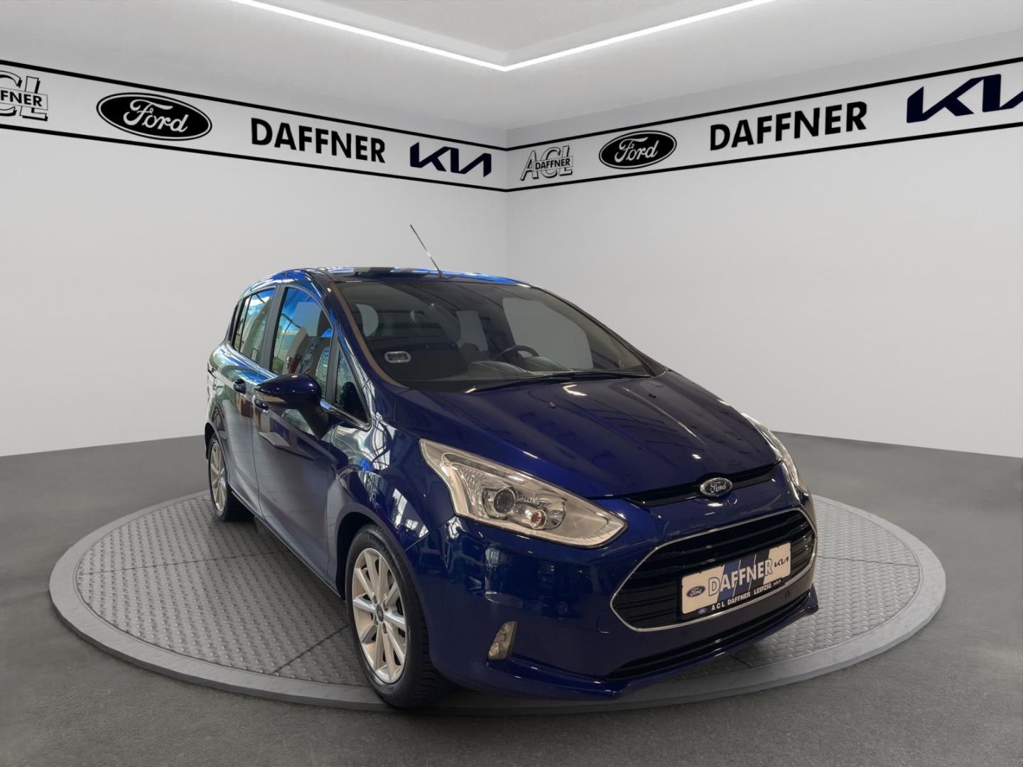 Fahrzeugabbildung Ford B-Max Titanium Bluetooth Sony CD Klima Allwetter