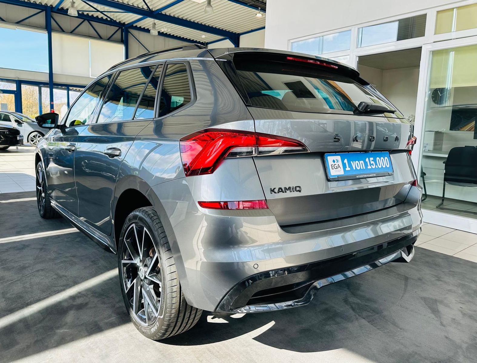 Skoda Kamiq 1.5TSI Monte Carlo DSG SHZ LED KAM PDC v+h imagem 2