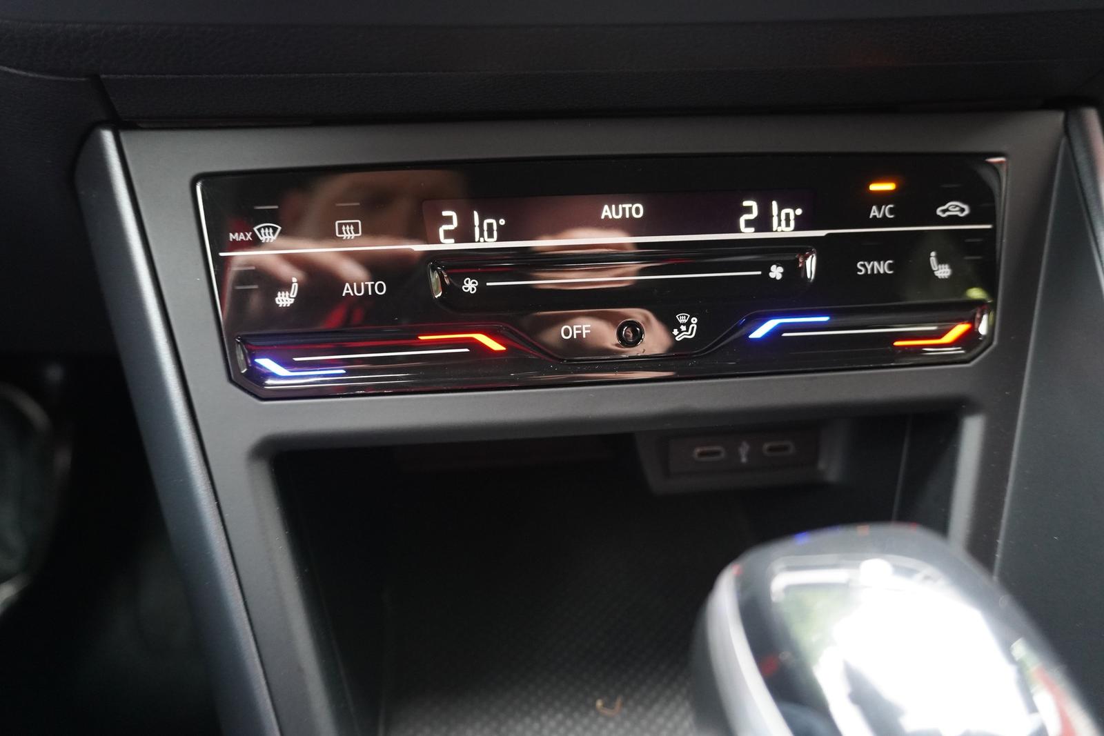 Volkswagen Taigo 1.0 R-Line DSG LED Navi ACC App Connect, миниатюра 25