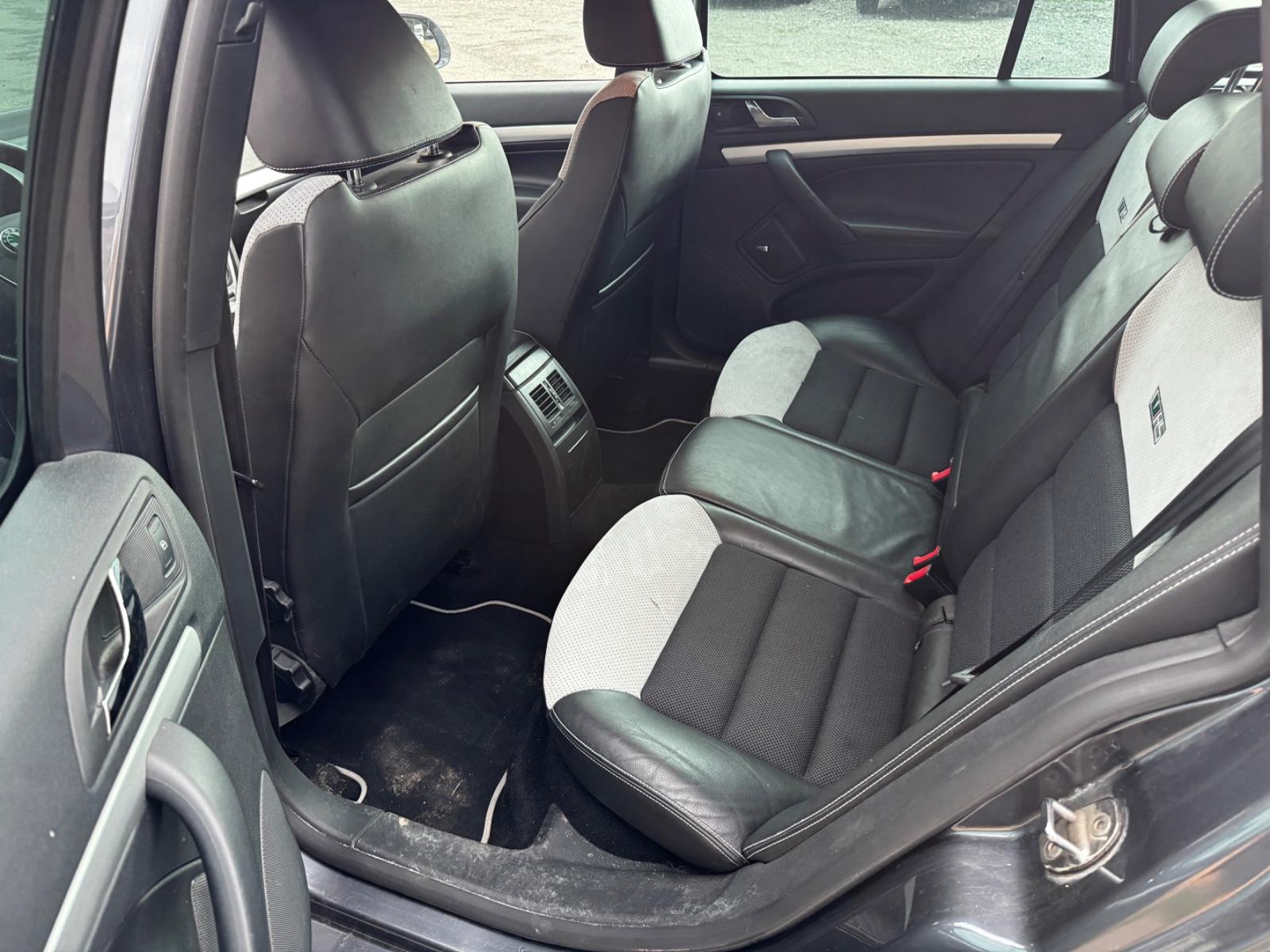 Skoda Octavia 2011 — photo 8