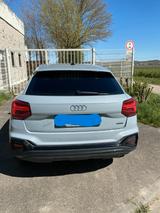 Audi Q2 40 TFSI S tr., quattro S line Garantie Stdhz - Audi Q2 GA mit Benzin-Antrieb