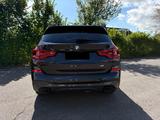 BMW Vollaus./Pano/LED/Sitzbelüft./H-K/21/Kam/Head-Up - BMW X3 M40 mit Schiebedach