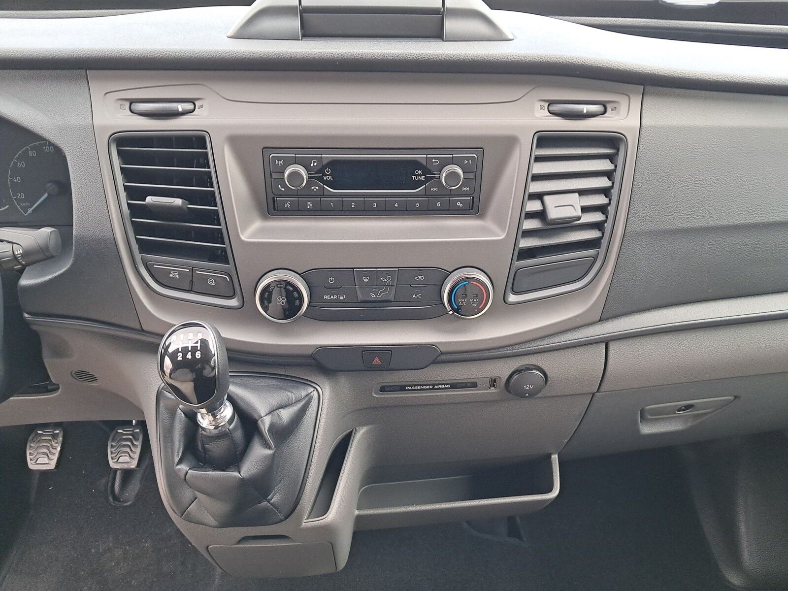 Fahrzeugabbildung Karmann Dexter 4x4 DE 570 AW Rückfahrkamera, Tageszul.