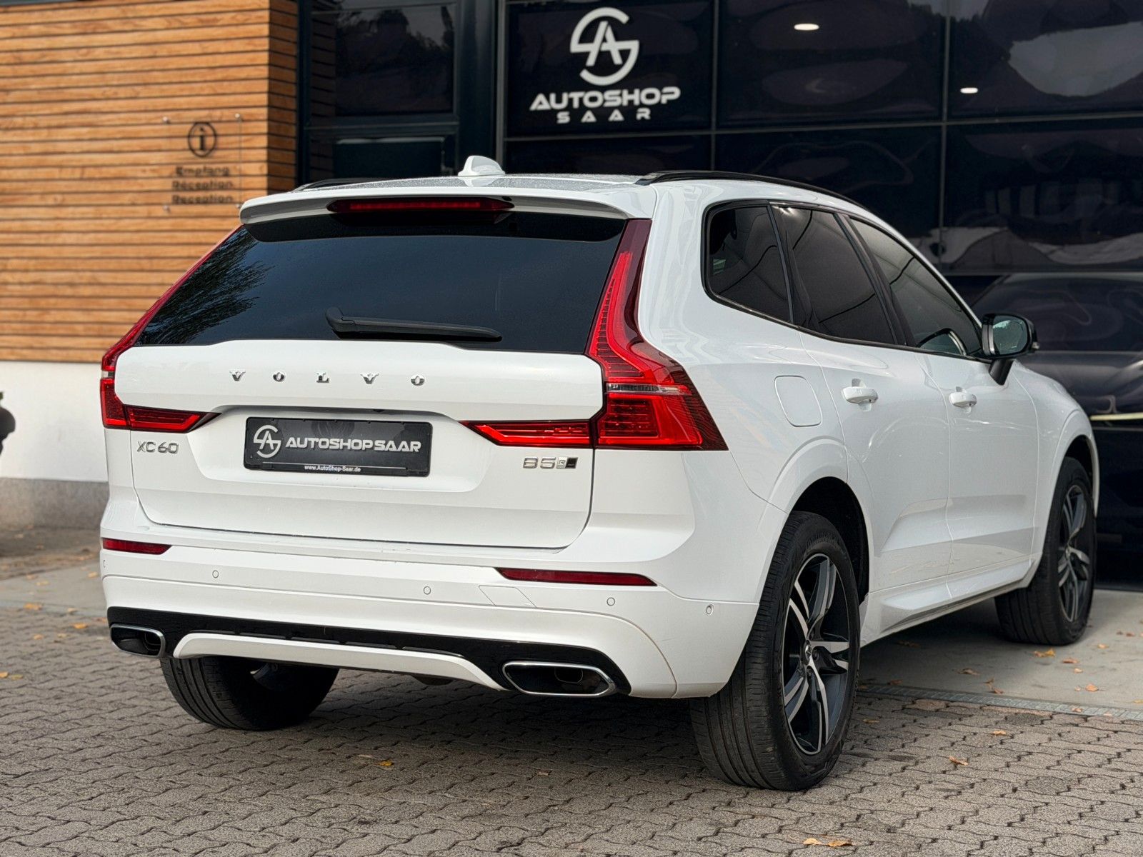 VOLVO XC 60 XC60 R Design AWD 360°/PANO – Ansicht 11