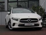 Mercedes-Benz A 180 d Autom. Panorama 360° Sitzheizung - Mercedes-Benz A 180 Gebrauchtwagen in Düsseldorf