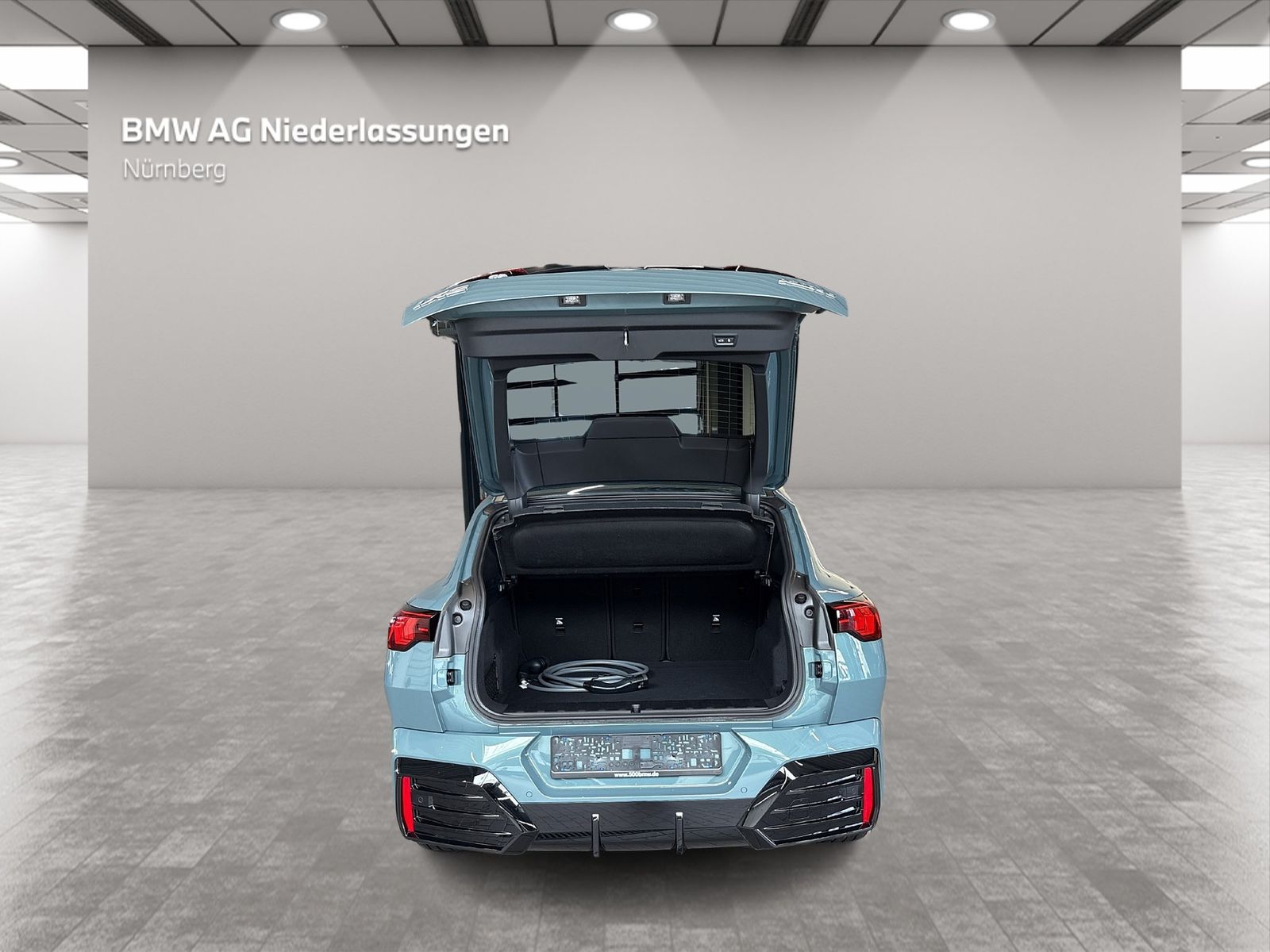 BMW iX2 - Bild 11