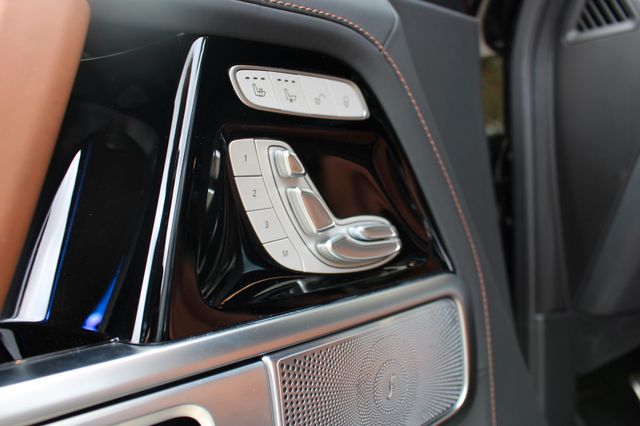 Mercedes-Benz G63 AMG/ NIGHT/ TV/ MANUFAKTUR/ STANDHZG./ AHK Mercedes-Benz G63 AMG/ NIGHT/ TV/ MANUFAKTUR/ STANDHZG./ AHK