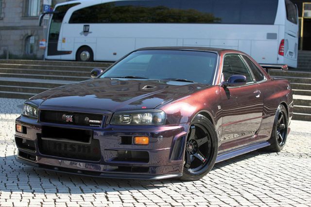 Nissan Skyline R34 GTR V-spec Midnight Purple III Nismo