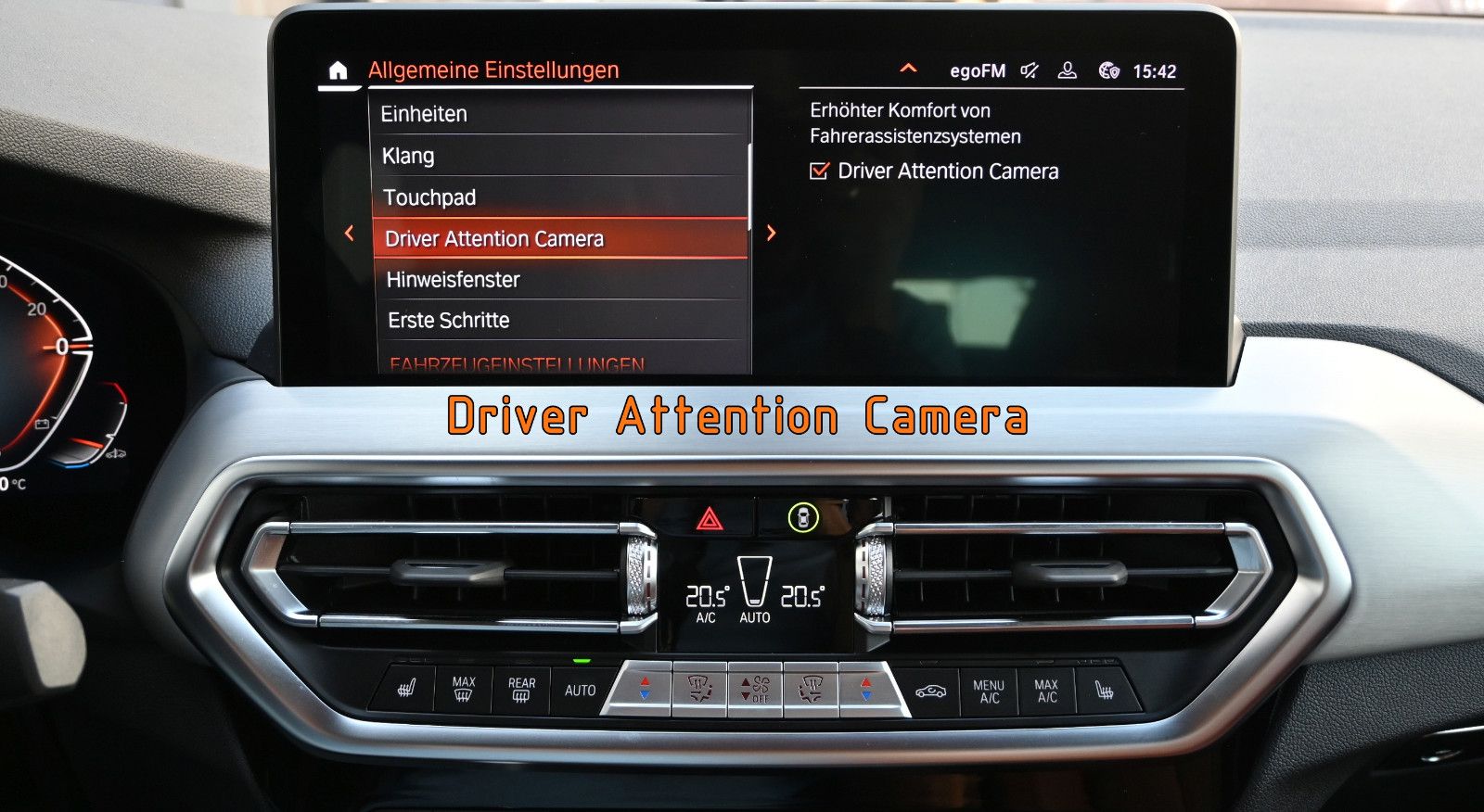 Fahrzeugabbildung BMW X4 xDr.30d °ACC°AHK°IND.MERINO-LEDER°STANDHEIZ.°