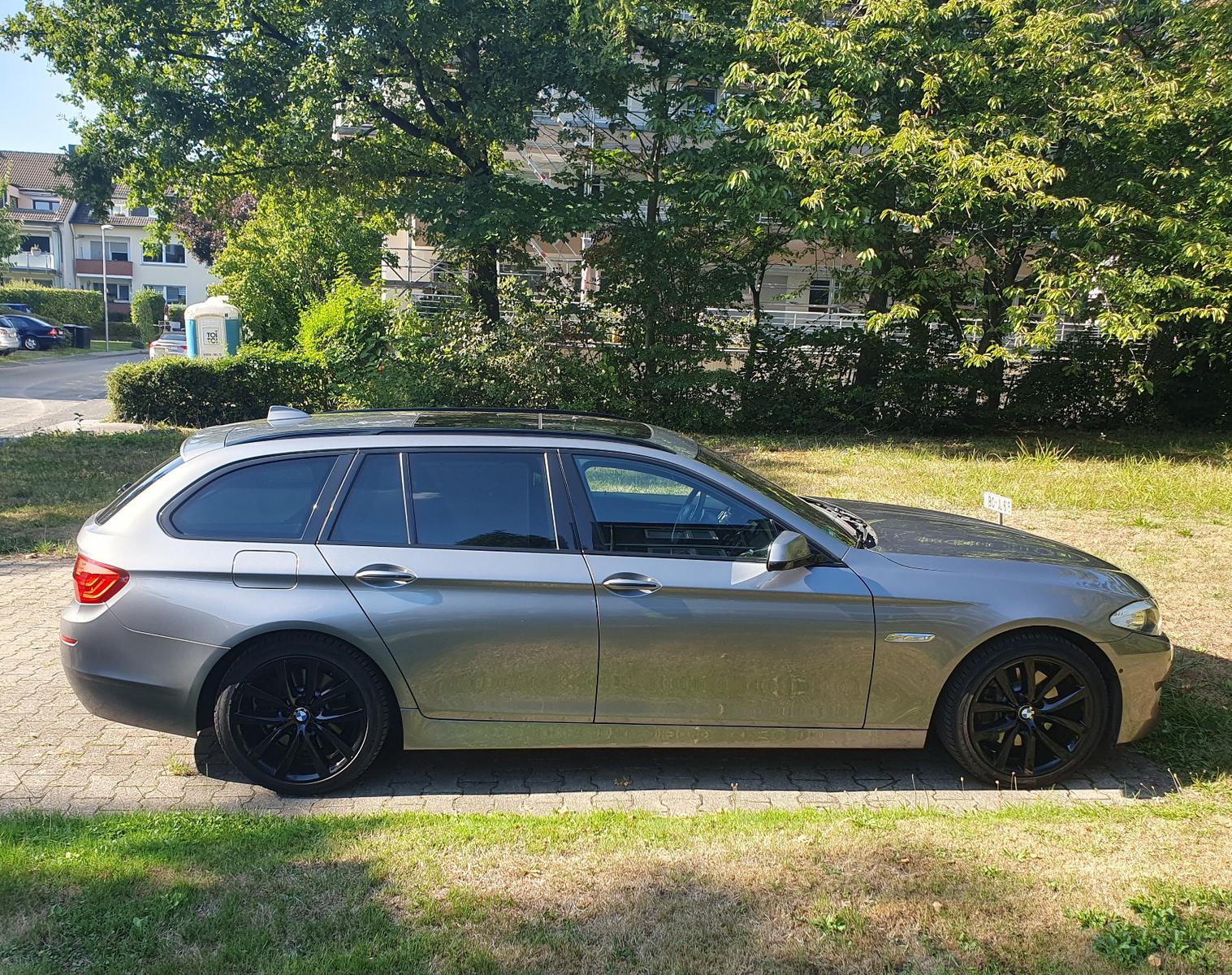BMW 530d xDrive Touring -