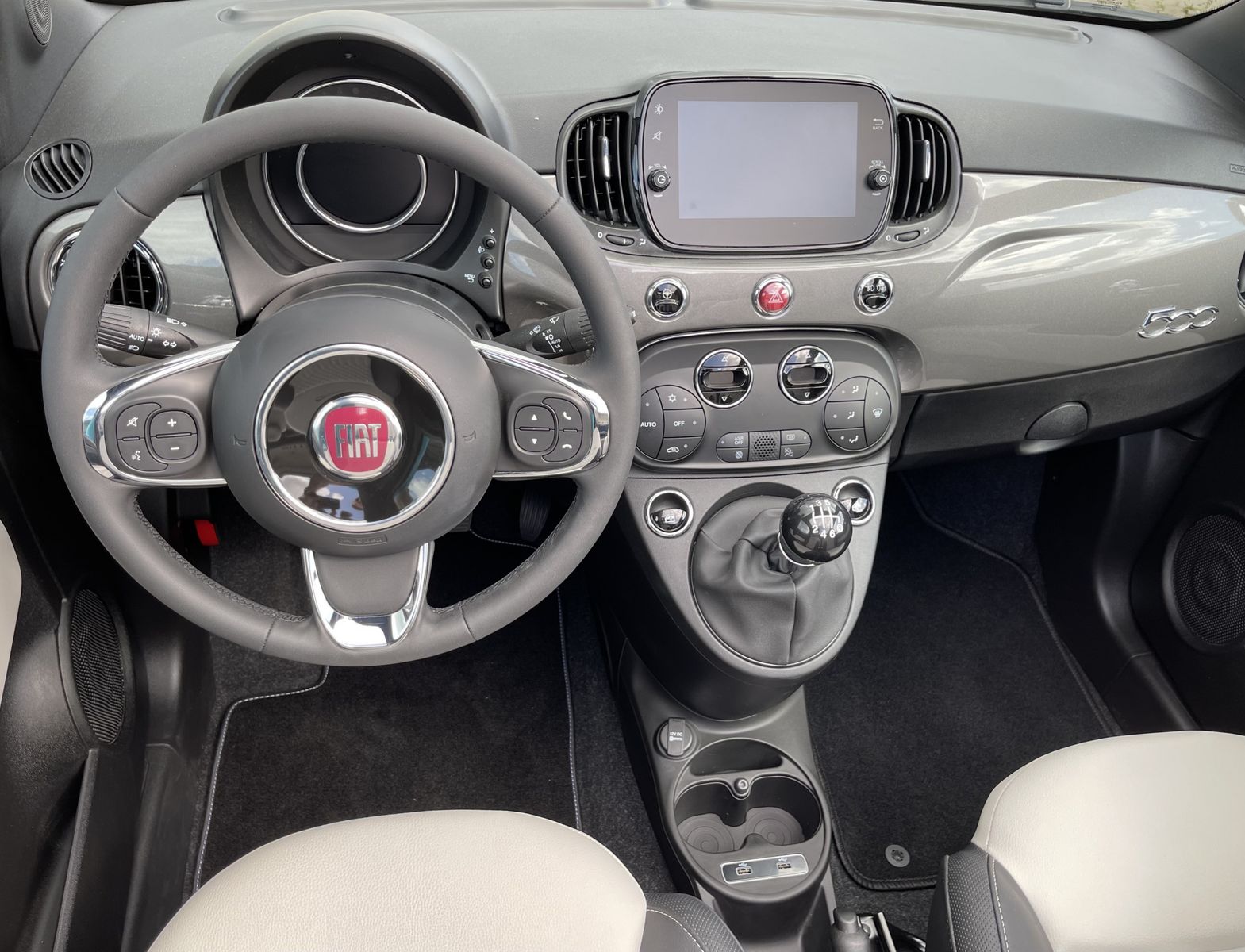 Fahrzeugabbildung Fiat 500C 1.2*Dolcevita*LED*PDC*Temp*Klima*