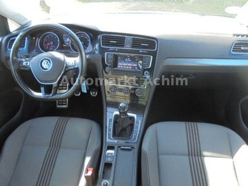 Volkswagen Golf - 7