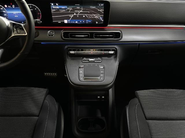 Mercedes-Benz V 220