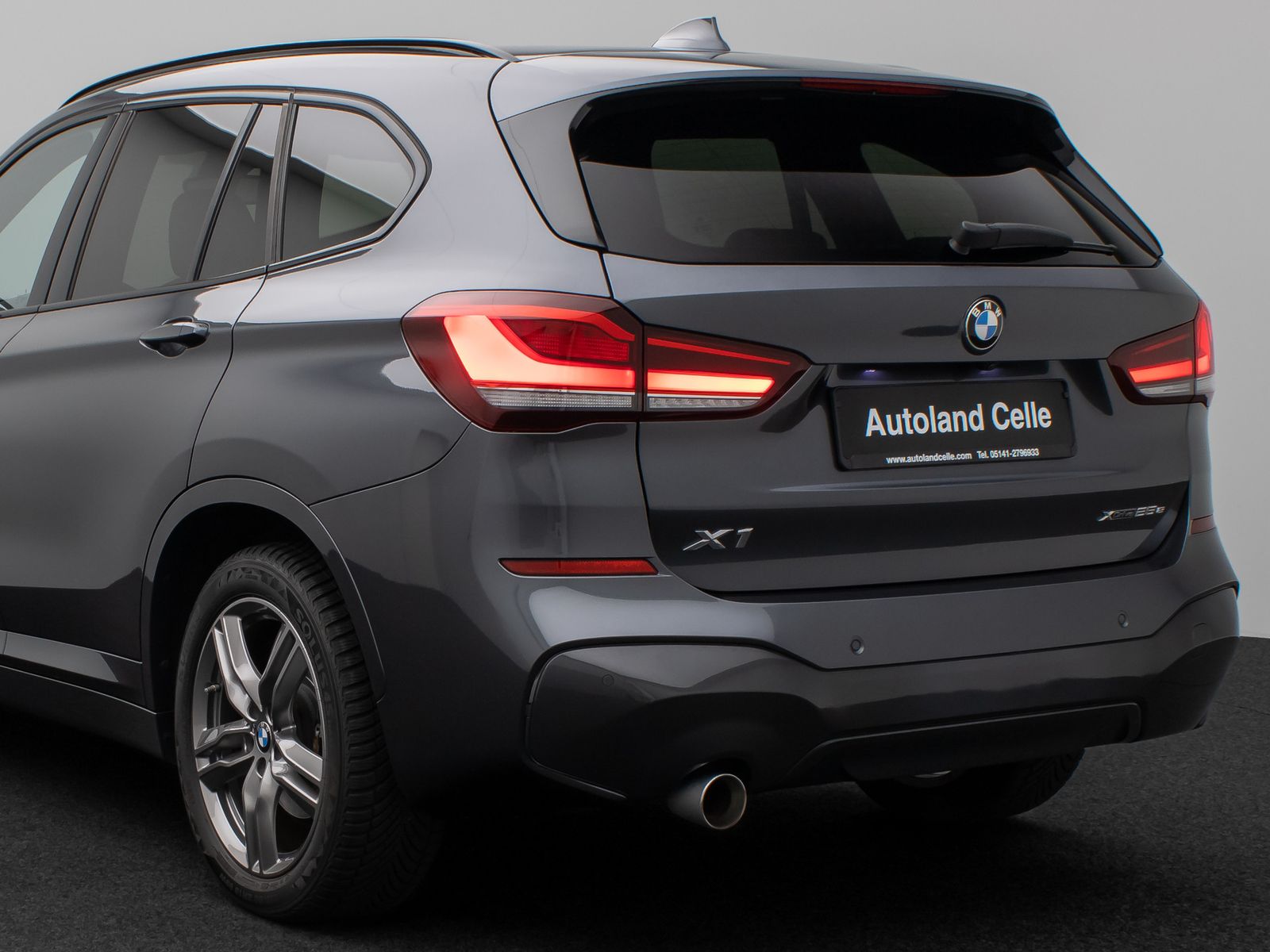 Fahrzeugabbildung BMW X1 xD25e M Sport Kamera Navi DAB HiFi DrivAssist