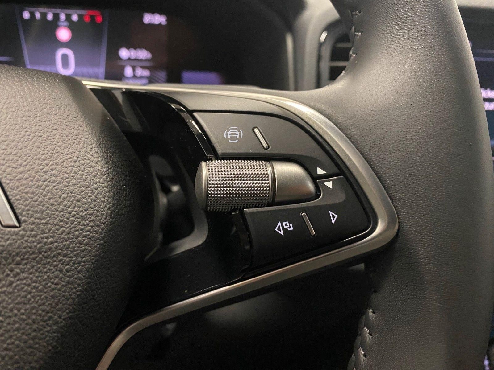 Fahrzeugabbildung SKODA Karoq 1.5 TSI DSG Selection+ACC+2030 Garantie+BC
