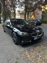 BMW F10 520d FL Scheckheftgepflegt & 8-fach bereift - BMW 520: F10
