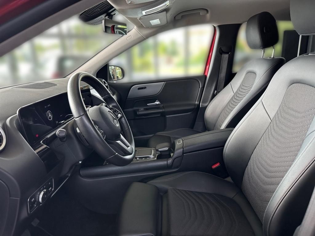 Fahrzeugabbildung Mercedes-Benz B 250 e Style AHK Totwi. Navi SHZ LED SpurH DAB