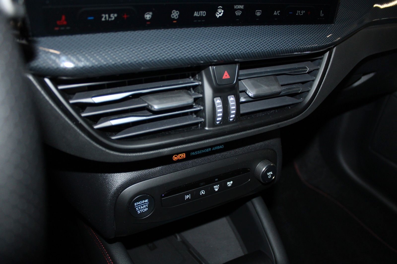 Fahrzeugabbildung Ford Focus ST-Line X Aut. Matrix-LED ACC B&O WinterP.